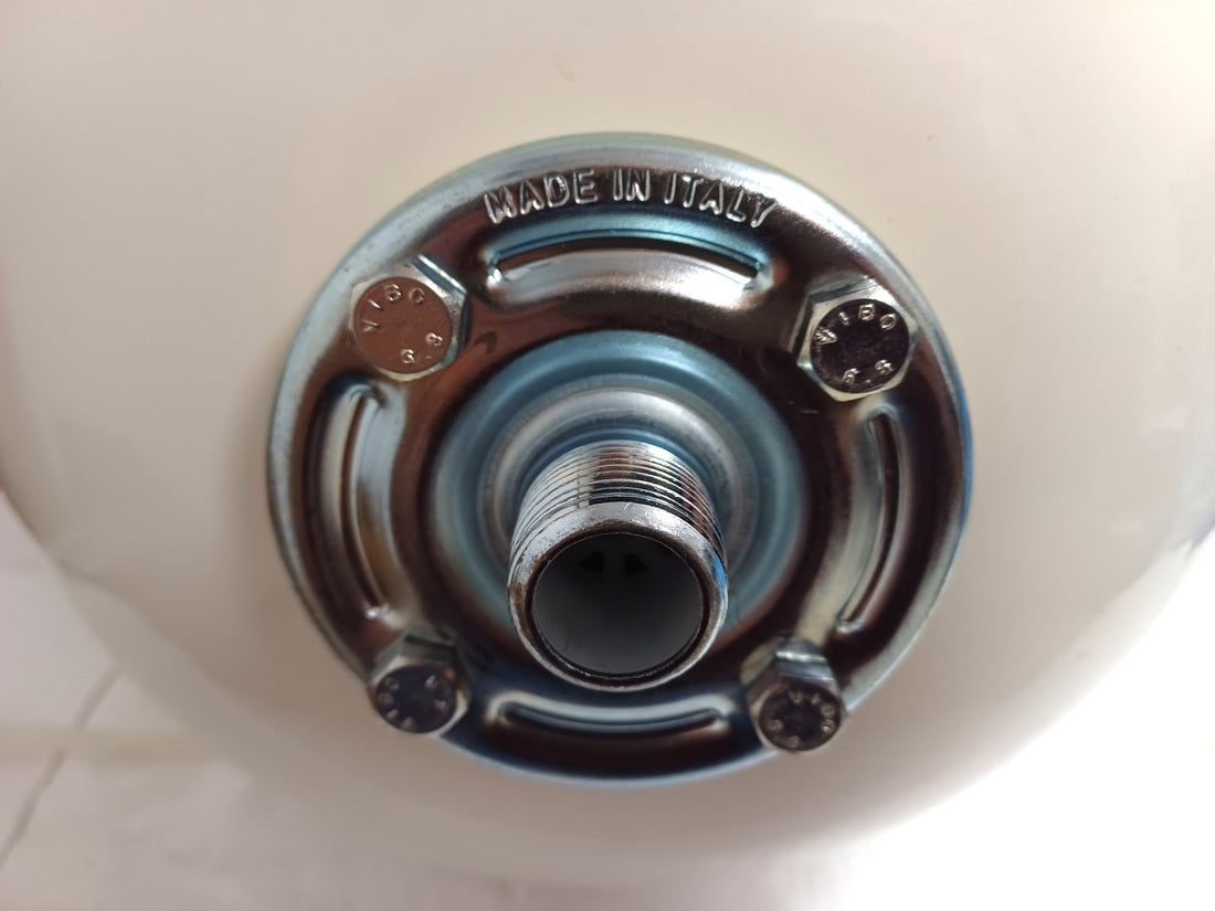 Meilleur vase d’expansion solaire – Guide & modèle 18 L Aquasystem