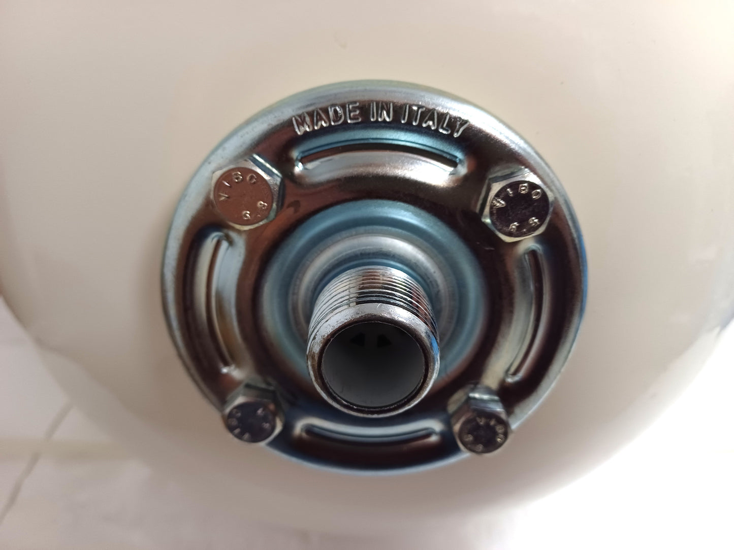 Vase d'expansion solaire de 18 Litres