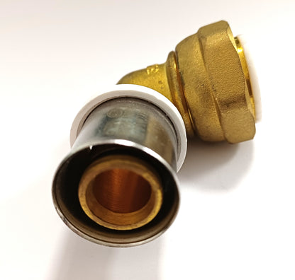 TH - coude femelle écrou tournant 20 3/4 20x2