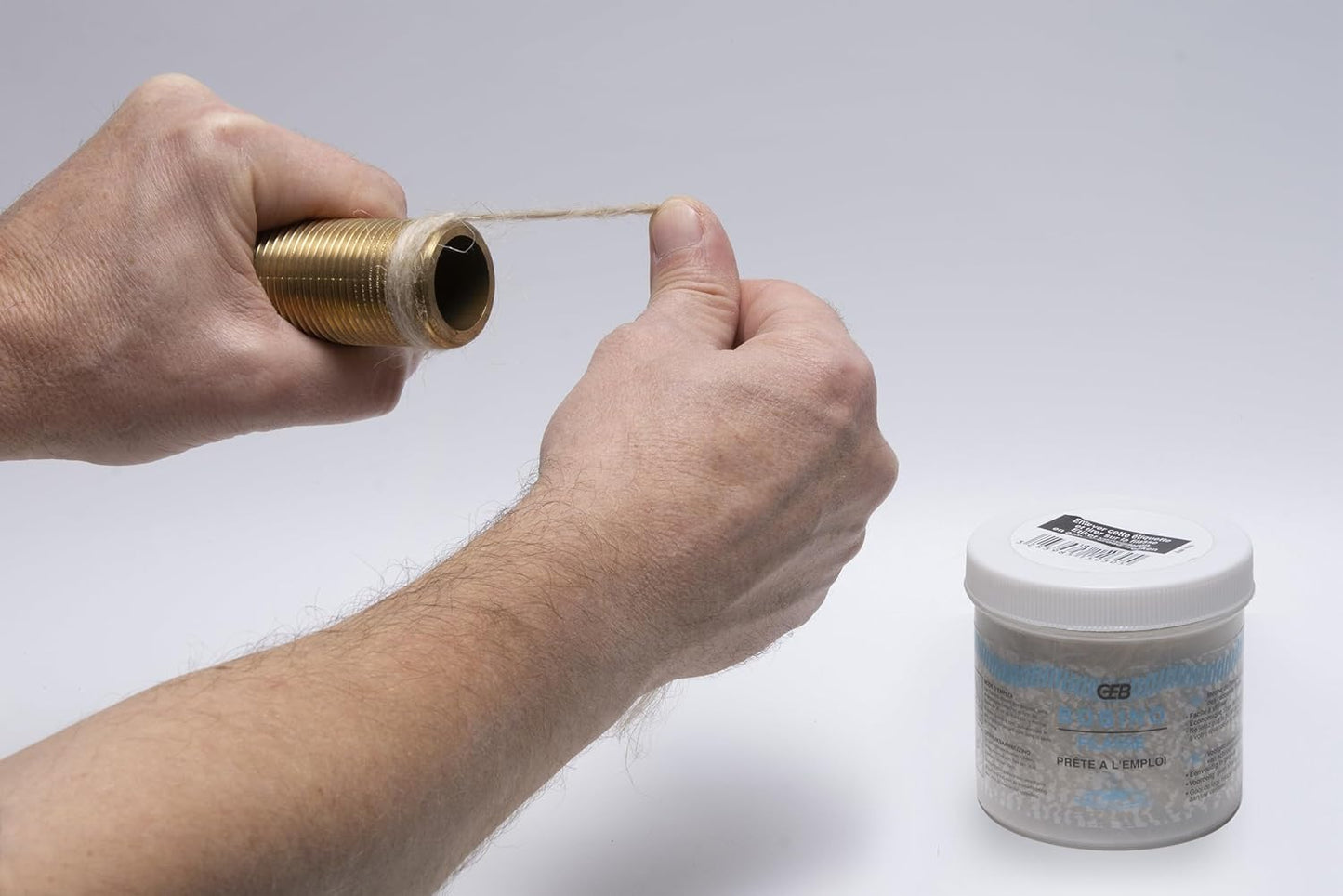 Bobino de filasse de lin avec dévidoir GEB 80 g