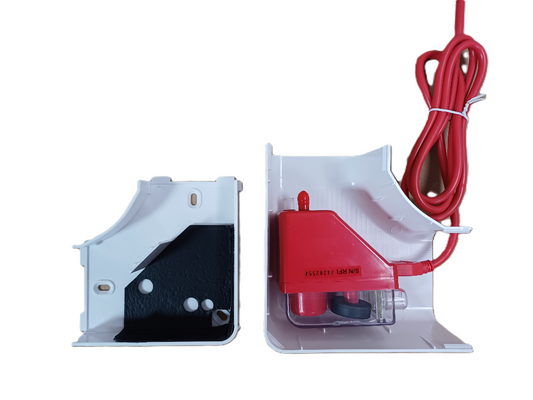 Pompe de relevage pour climatisation avec goulotte