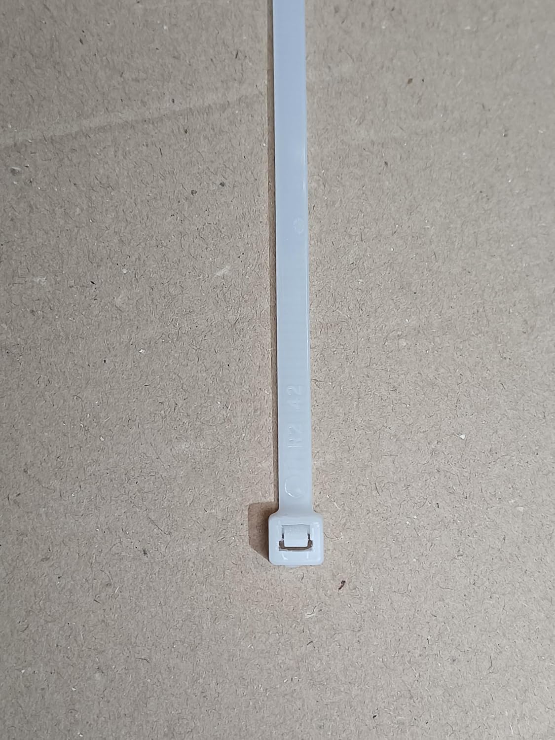 Collier de serrage, Sachet, de 50 riselans 4,5x350 mm, blanc.