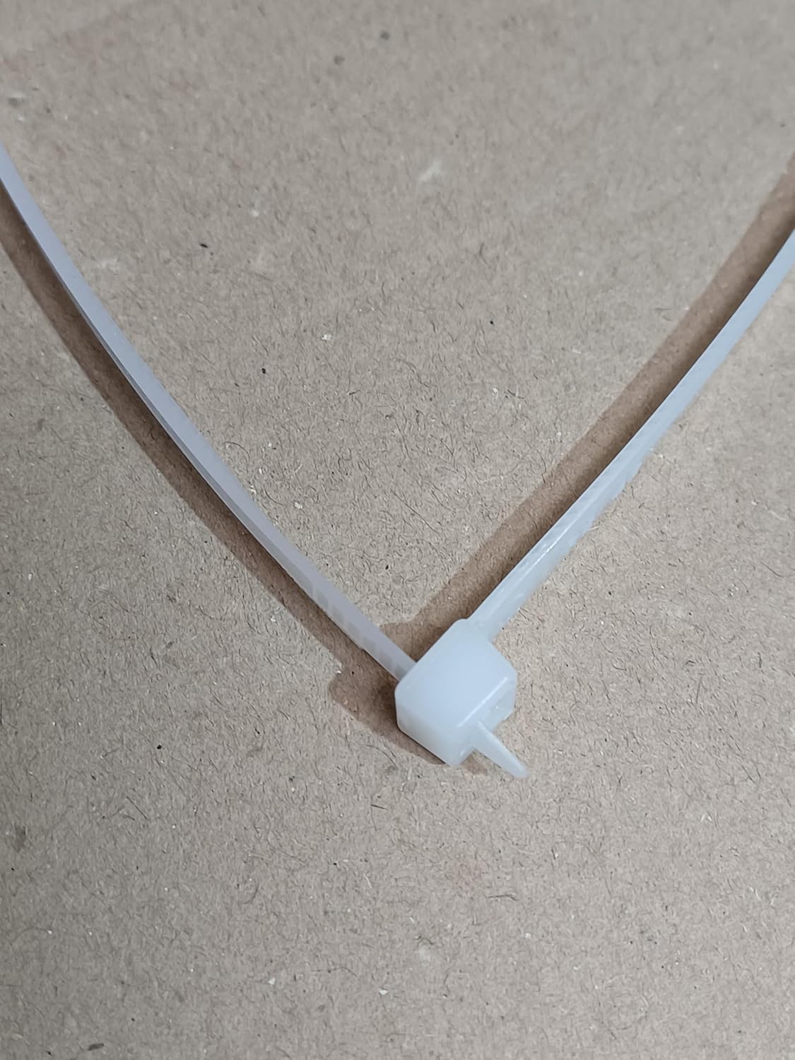 Collier de serrage, Sachet, de 50 riselans 4,5x350 mm, blanc.