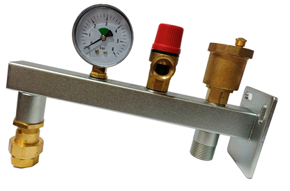 Console équipée pour vase d'expansion de chaudière avec soupape de sécurité à membrane