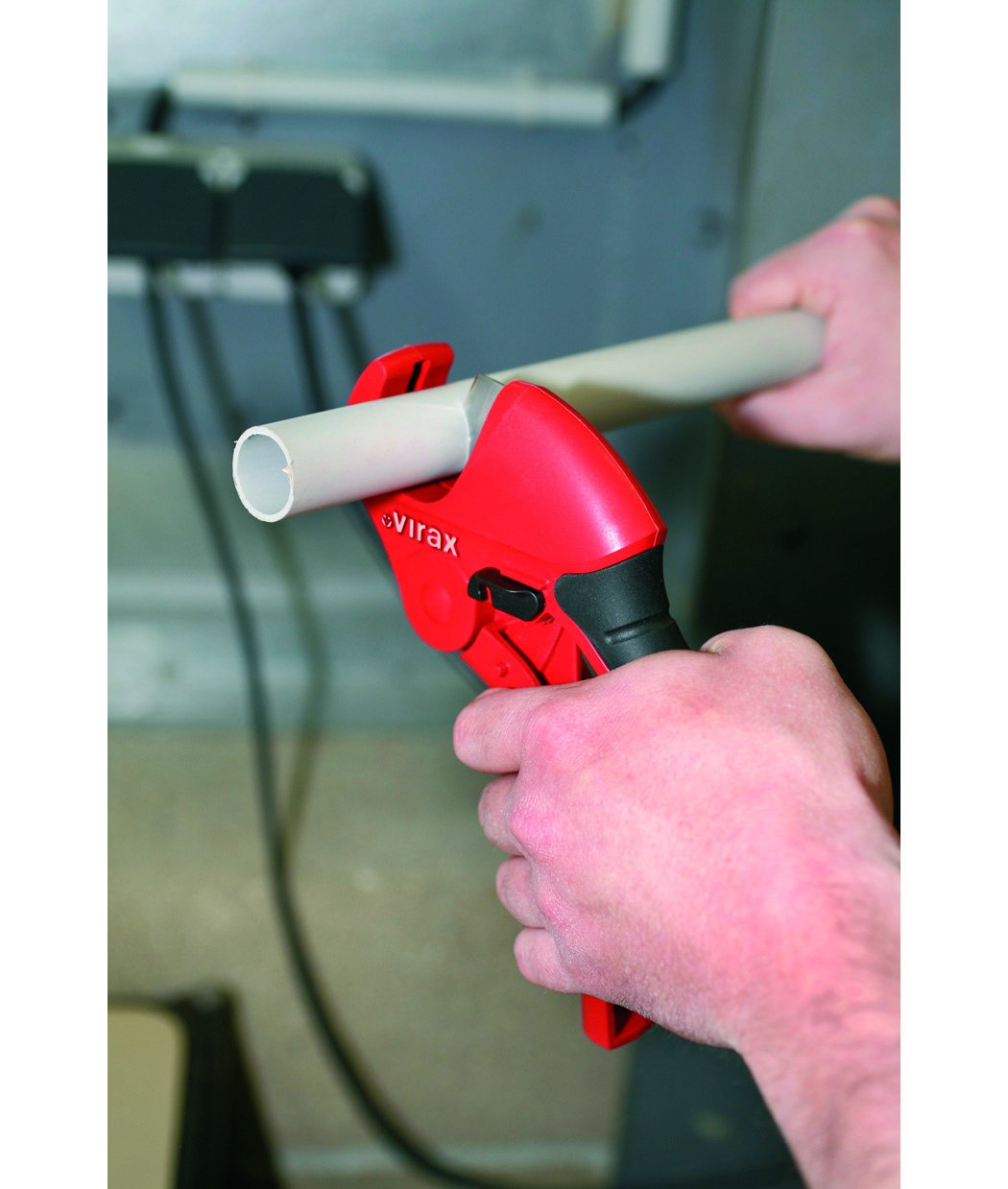 coupe tube - pour tubes en plastique jusqu'à 32 mm - virax